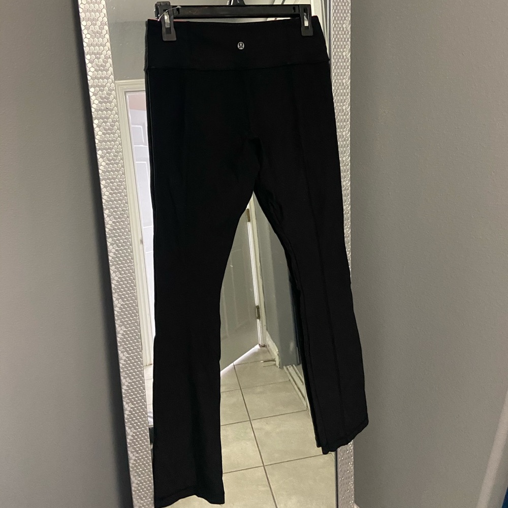 Lululemon Women black leggings